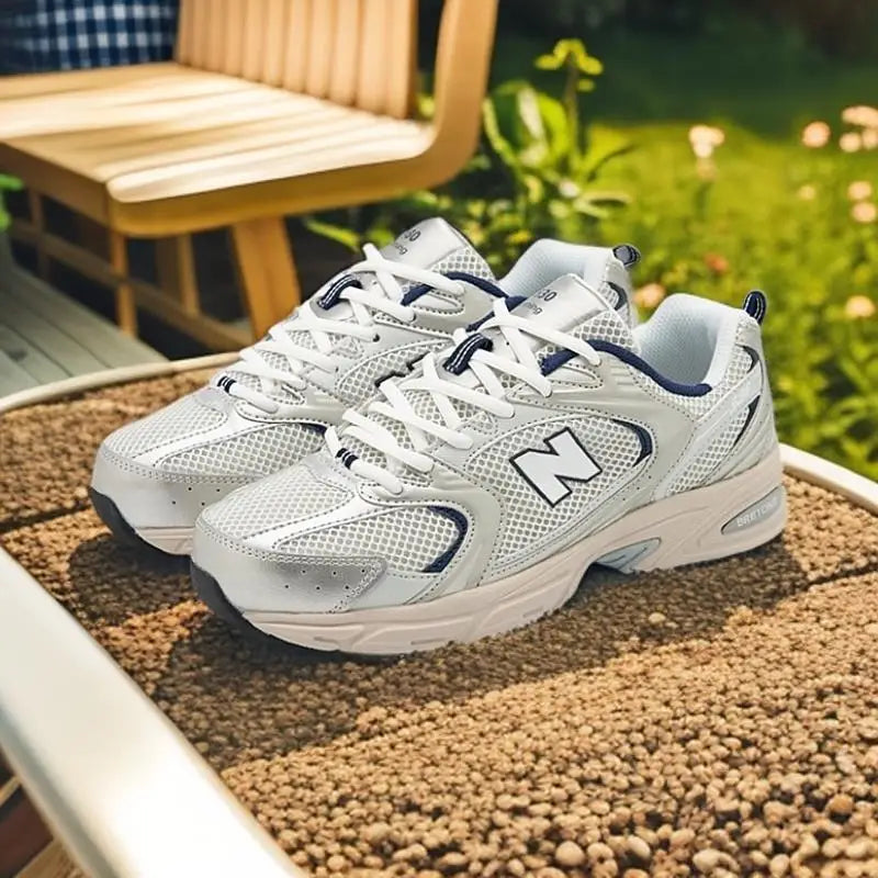 Versatile and Popular Casual Sports Shoes, Fashionable and Comfortable Soft Soled Running Shoes