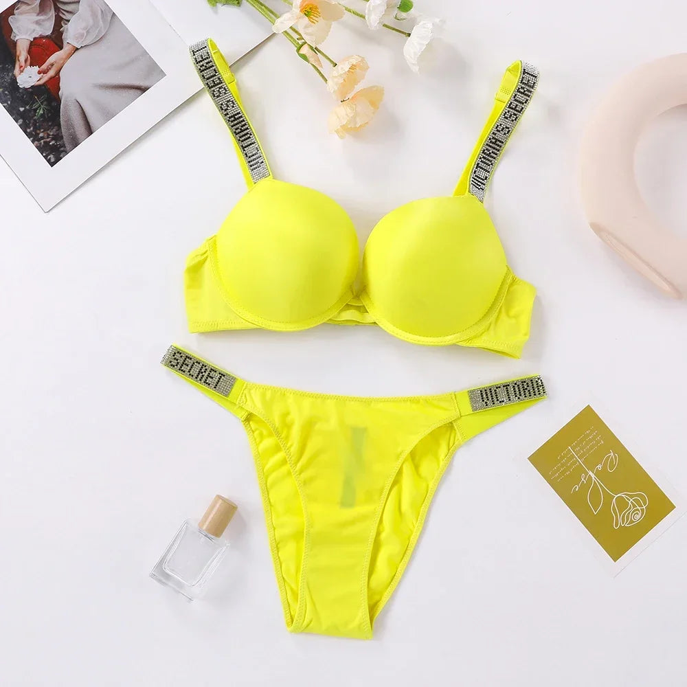 Lingerie Soft Versatile Shapewear Bra and Panty Set